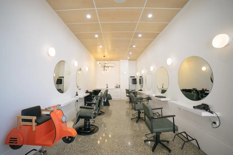 Salon interior